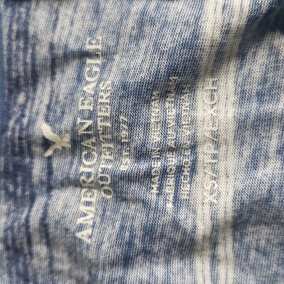 CT541 AEO NWT Blue Ladies Short Sleeve Striped T-shirt XS - Picture 3 of 5